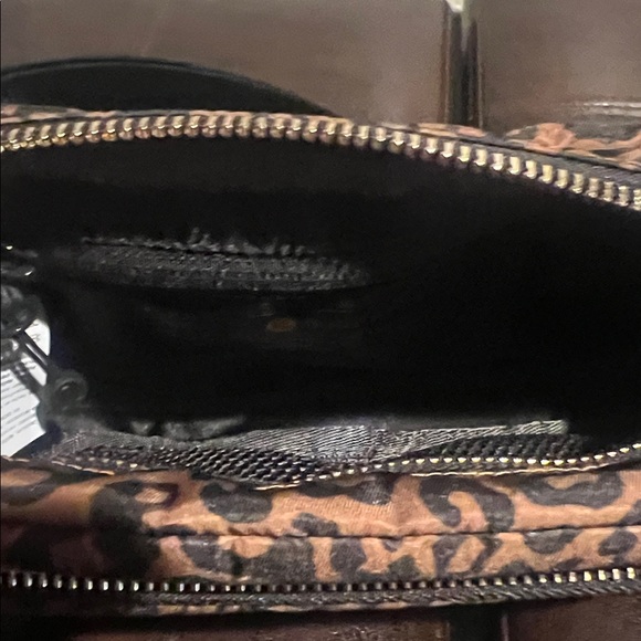 Lululemon Athletica Leopard Print Crossbody Bag - Picture 6 of 7